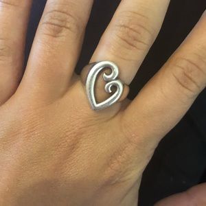 James Avery mothers love ring